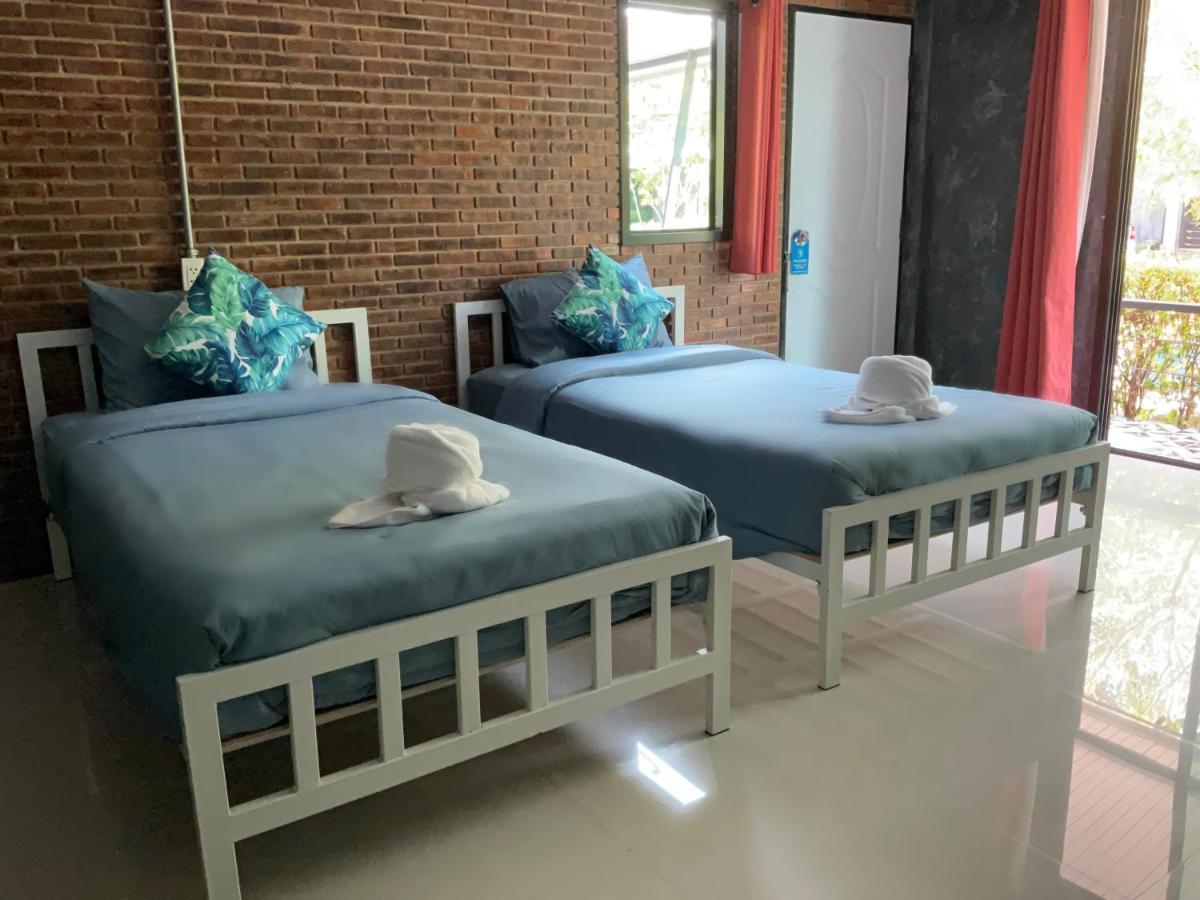 Baan Tonjaeng Resort Chai Nat エクステリア 写真