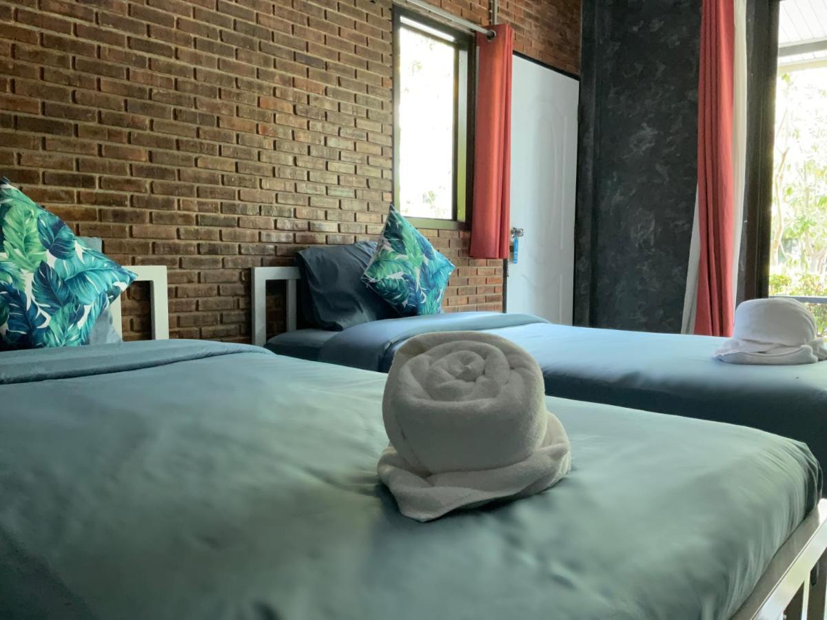 Baan Tonjaeng Resort Chai Nat エクステリア 写真